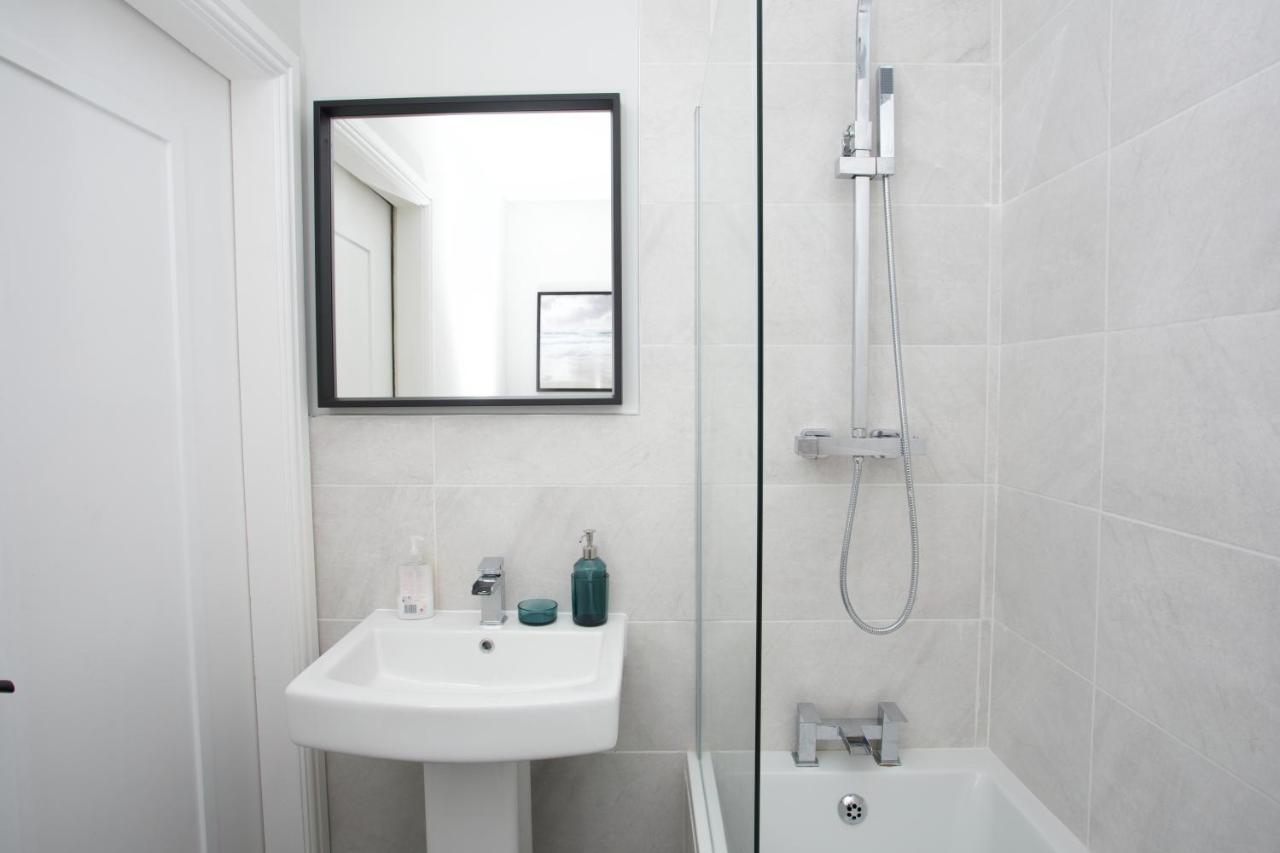 Lincoln House Apartments บักซ์ตัน ภายนอก รูปภาพ